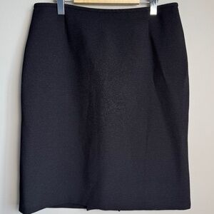 Tahari Women's Crinkled Crepe Knee Skirt Black Size 12 Lined Career Contemporary
